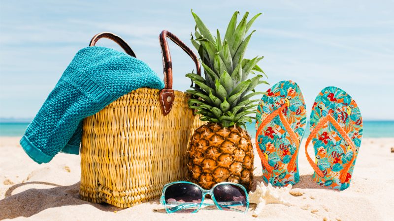Travel the beach with best foods